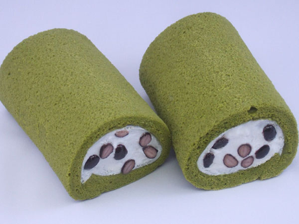 抹茶ロールケーキ